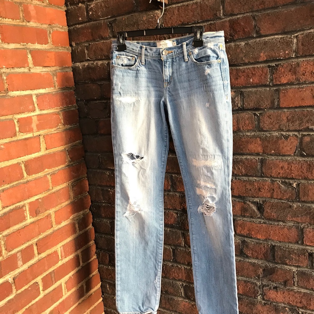 Abercrombie and Fitch. Size 4, Distressed denim